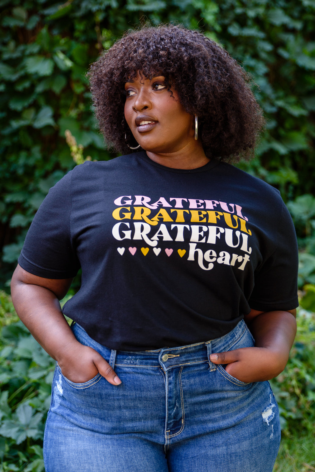 Grateful Heart Graphic T-Shirt In Black