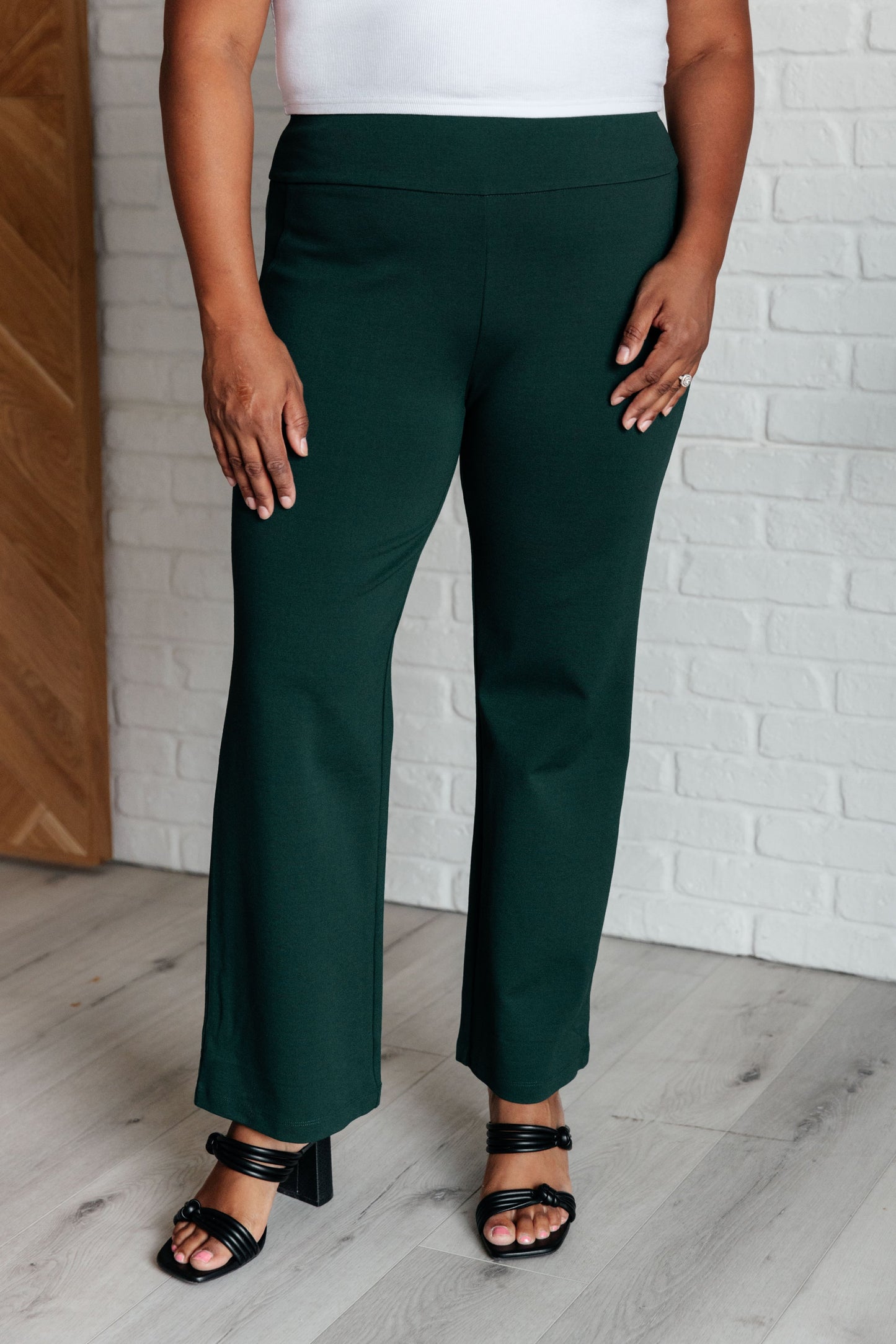 Magic Straight Pants in Hunter Green