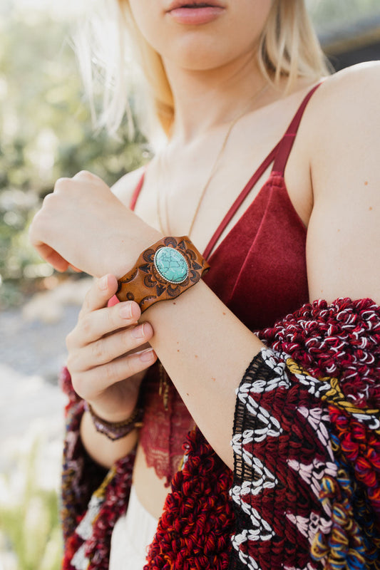 Boho Turquoise Stone Camel Leather Cuff Bracelet Jewelry