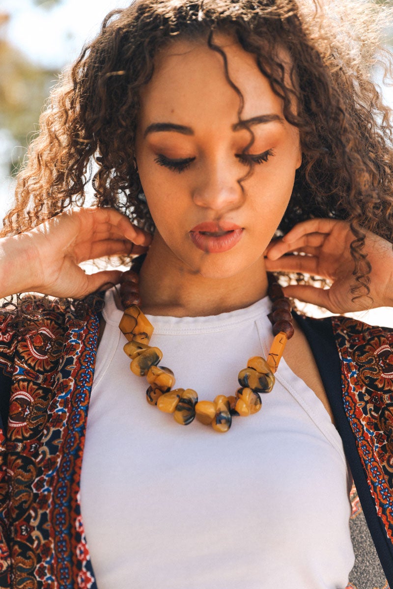 Chunky Amber Beaded Necklace Jewelry