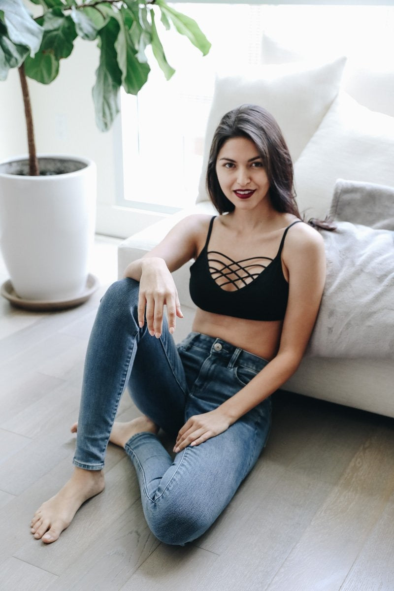 Interwoven Strappy Front Bralette